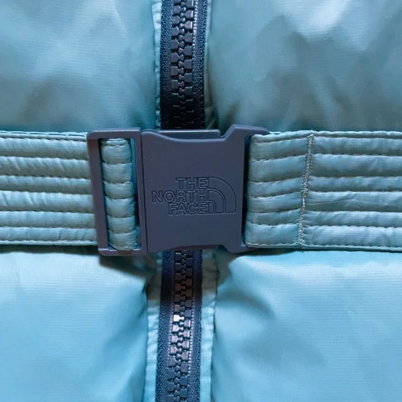 The North Face Women’s Nuptse Belted Mid Jacket - Picture 5 of 12